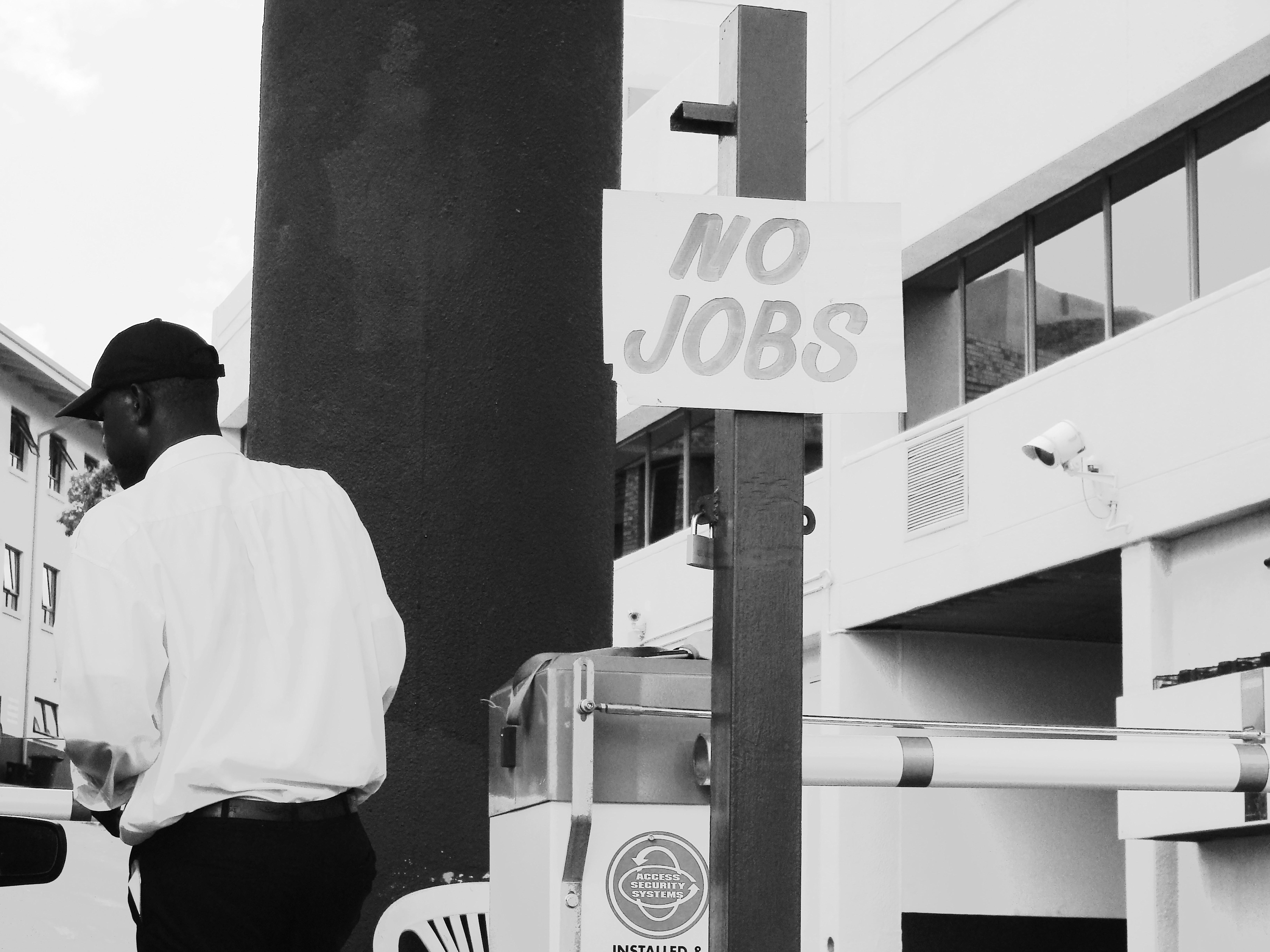 Strategic⁣ Approaches for Navigating the AI-Driven Job ⁤Market